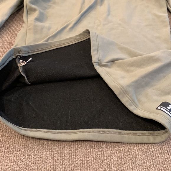 Under armor tactical thermal layered shirt - Picture 14 of 15